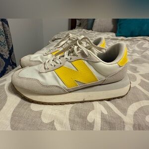 New Balance 237 Retro Sneaker